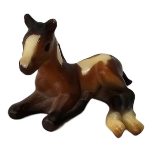 Figura caballo potro acostado Breyer Bay Pinto 1975 - Imagen 1 de 6