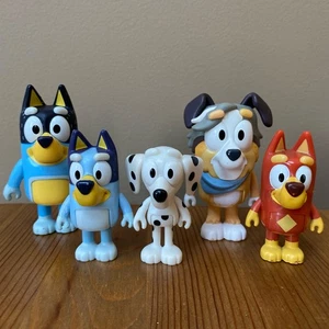 Bluey Figur Menge 5 Spielzeug Lehrer Calypso Freunde Chloe Rusty Dad Bandit 2" 3" - Bild 1 von 7