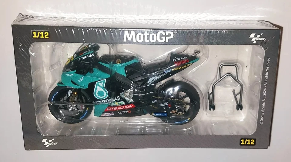 YAMAHA YZR-M1 VALENTINO ROSSI #46 2021 MOTO GP DIECAST BIKE 1/12 SCALE NEW! - Immagine 1 di 3