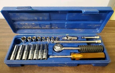 USED CAL-HAWK 20-PC 1/4" DRIVE STANDARD & METRIC SOCKET RATCHET SET - Image 1 of 4