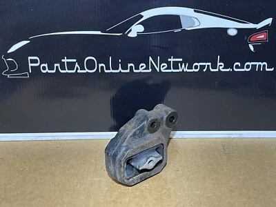 04 - 05 Dodge Ram SRT10 Pass. (Right) Motor Mount Used OEM Mopar SRT-10 SRT - Image 1 of 2