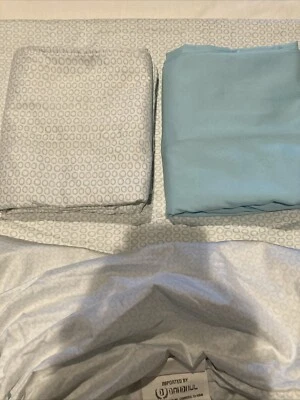 "Juego de sábanas Dahdoul Queen ~ 4 fundas de almohada 1 plana 1 bolsillo ajustable de 11"" blanco/verde azulado" Foto 1 de 4