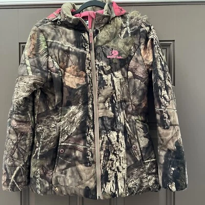 Jaqueta feminina MOSSY Oak com zíper completo camuflagem bolsos com capuz pequeno - Imagem 1 de 4