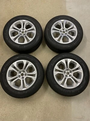 Original Range Rover Evoque, Discovery Sport Ganzjahrräder 235/60R18 Goodyear - Bild 1 von 4