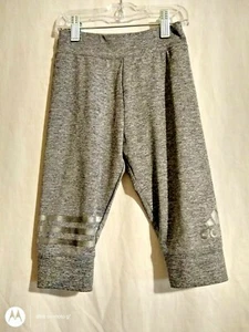 Size 5 Adidas girl grey jogging pants - Picture 1 of 5