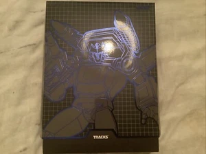 Super 7 Transformers ULTIMATES Wave 2 G1 7” Tracks Action Figure NIB - Picture 1 of 4