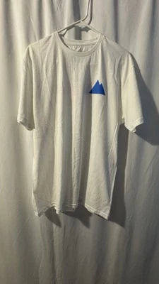 COORS LIGHT COLD AS THE ROCKIES T SHIRT SIZE LARGE - Image 1 of 2