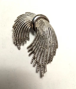 Krone Trifari Silber Wirbel Pin Vintage Schmuck Brosche - Bild 1 von 4