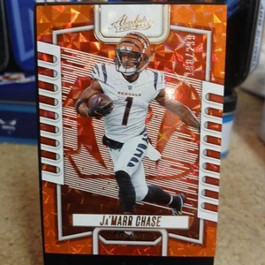 2023 Panini Absolute Football Jamarr Chase Orange 198/299 Bengals #85 - Photo 1/11