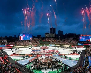 St Louis Blues vs Chicago Blackhawks 2025 Winter Classic Stadium 8x10 NHL Foto - Imagen 1 de 1