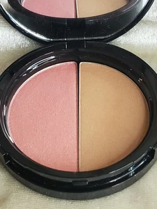TOO FACED Bronzing Powder Blush Duo Sun Bunny Who's Your Poppy? 7.6 g .26 oz NEW - Picture 1 of 4