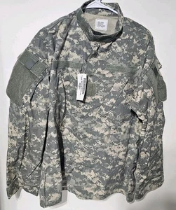 Military Army Uniform Digital Camo Jacket Shirt Medium Regular 8415-01-519-8510 - Picture 1 of 3