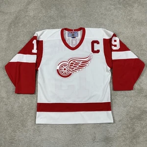Detroit Red Wings Hockey Jersey Mens Medium White Red NHL Yzerman 19 Captain CCM - Picture 1 of 12