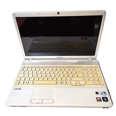 Notebook PC Portatile Sony Vaio PCG-71213 Ricambi Scocca cover tastiera cerniere - Immagine 1 di 4