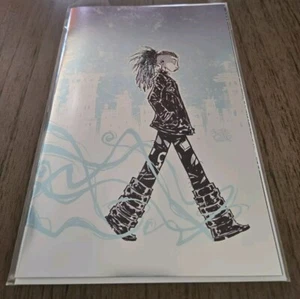 Sirens Of The City #1 (von 6) Reveal Skottie Young Folienvariante - Bild 1 von 5