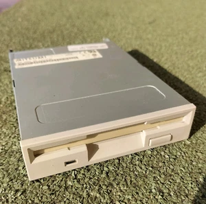 Lettore Drive Floppy Disk 3,5" Argento/Bianco NEC FD1231H 720KB 1.44MB - Afbeelding 1 van 8