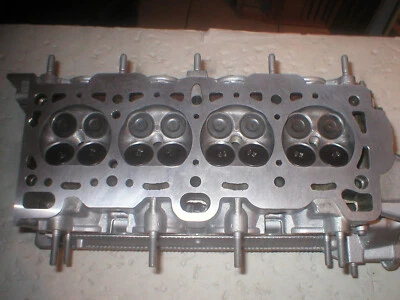 HYUNDAI ACCENT 1.6 2001-2005 LC4V G4ED REBUILT CYLINDER HEAD NO CORE REQUIRED Foto 1 de 4