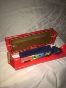  Jeff Gordon Autogramm Nascar Transporter 1:87 Die-Cast. Neu im Karton   - Bild 1 von 11