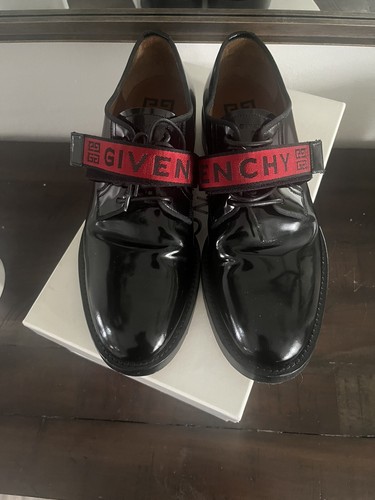 Abito scarpe da derby Givenchy uomo Cruz Derby a righe rosse taglia 41 8 da uomo