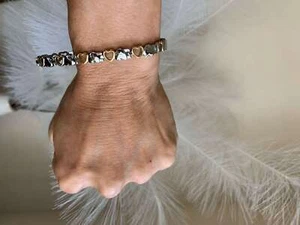 Pulsera Magnética Mujeres Restaurar Equilibrio Energía Poder Regalo de Navidad para ella - Imagen 1 de 11