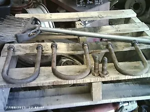 77-91 GM Chevy K20 Front Dana 60 Axle u bolts and 2 mounting bolts - Picture 1 of 2