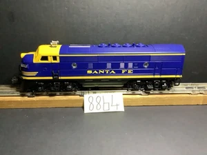 LIONEL  MODERN   F-3  A UNIT   "  SANTA FE “ #200 DUMMY UNIT .LIGHTED - Picture 1 of 7