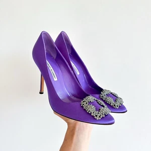 Manolo Blahnik Hangisi 90mm Jewel Buckle Satin Pumps in Purple 39 - Picture 1 of 9