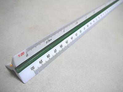 TRIANGLE SCALE RULER ENGINEERS Draughtsmen  1:20 1:25 1:50 1:75 1:100 1:125 • 4.83£