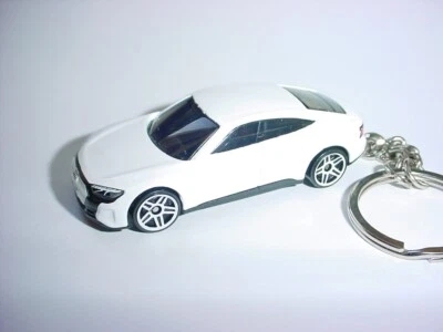 LLAVERO PERSONALIZADO AUDI RS E TRON GT BLANCO 3D Llavero Llave BLING Racer Hot Wheels EV Foto 1 de 4