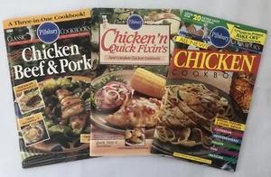 Vintage Pillsbury Small Cookbooks Chicken Beef Pork Quick Fixin’s Ethnic N - Picture 1 of 10