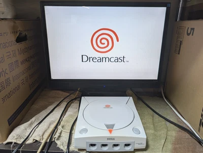 Dreamcast Console System JUNK For parts or not working Console only japan - Image 1 of 4