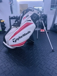 TaylorMade R9 White/black/red Carry Stand Bag w/ Rain Cover & 6-Way Divider - Picture 1 of 7