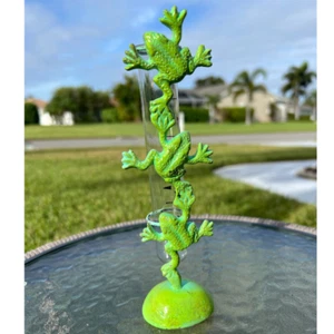 Bright Green Painted Cast Iron Leaping Frog Trio Tabletop Rain Gauge - Picture 1 of 2
