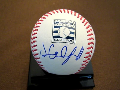 DAVE WINFIELD YANKEES PADRES HOF SIGNED AUTO HOF LOGO BASEBALL BECKETT BEAUTY - Image 1 of 3