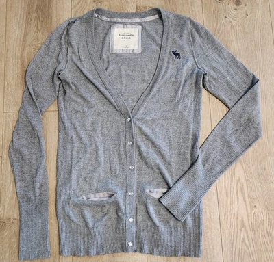 Cárdigan Suéter Y2K Vintage Abercrombie Fitch Fairy Grunge Gris M Botón Joya Foto 1 de 4