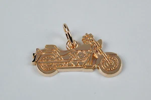Charm moto Harley Davidson argento sterling placcato oro omaggio Stati Uniti Spedizione - Foto 1 di 4