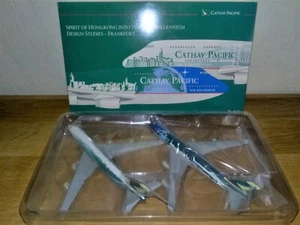 1:500 Herpa Wings Cathay Pacific B747-400 New Millennium 2er-Set - Designstudien - Bild 1 von 4