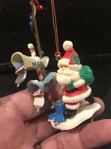 LUSTRE FAMA/ADORNO NAVIDAD NO ENESCO: SANTA EN LOS BUZONES NUEVO - Imagen 1 de 6