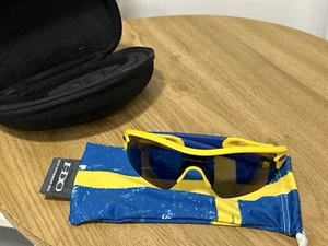 Oakley Radar Sunglasses Sweden colours 2008 edition rare Yellow & blue frames - Picture 1 of 11