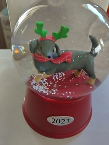 2023 Wondershop Target Musical Christmas Snow Globes (READ) - Picture 1 of 6