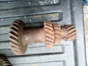 NORS 1949 1950 Ford 3 Speed Manual Transmission Cluster Gear Ford 8A-7113 253-8A - Picture 1 of 4