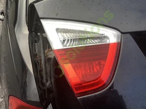 BMW 3ER MK5 2005-2007 RÜCKLEUCHTE HINTEN AN HECKKLAPPE LINKE SEITE - Bild 1 von 7