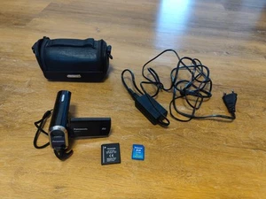 PANASONIC SDR-S10 10X Optical Zoom SD Video Camcorder Camera - Bild 1 von 3