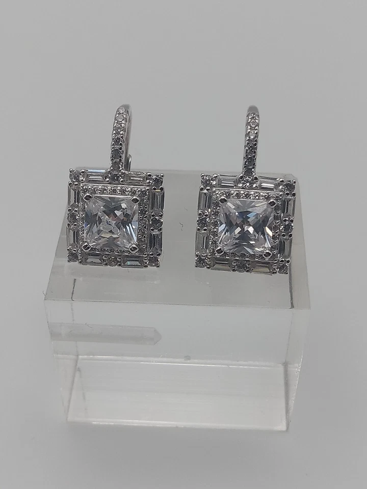 Pendientes de circón cúbico blanco corte princesa rodio sobre plata esterlina jtv 6,39 ctw. Foto 1 de 4