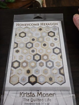 The Quilted Life Honeycomb Hexagon By Krista Moser 75'x60' - Image 1 of 2