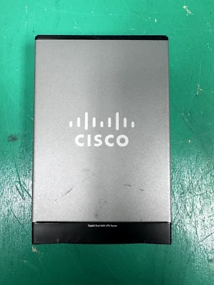 Cisco RV042G Small Business dual WAN VPN Router - Image 1 of 2