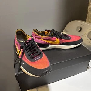 Size 10.5 - Nike Waffle One Active Fuchsia W - Picture 1 of 8