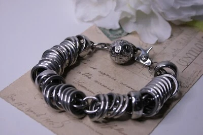 D&G - DOLCE E GABBANA Bracciale in acciaio e cristalli SWAROVSKI - Immagine 1 di 4