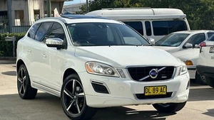 2014 VOLVO XC60 T6 R-DESIGN AUTO AWD WAGON Not BMW X3 Audi Q5 Lexus RX Mercedes - Picture 1 of 24