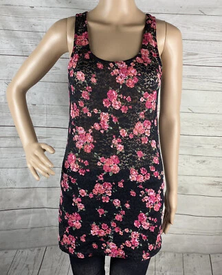 Camiseta sin mangas Decree de encaje grande negra rosa estampado floral semi transparente ligera informal Foto 1 de 4